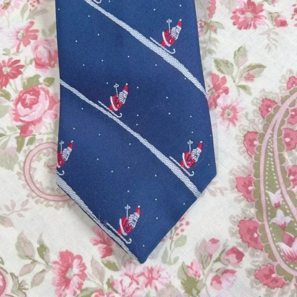 Vintage Santa Skiing Tie Christmas Holiday Suit Formal Wide Tie - Picture 3 of 7